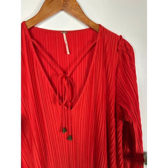 Free People Ruffled Pleated Oversized Short Red Dress Can't Help It Bell Sleeve - Picture 5 of 9